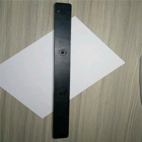 自结皮扶手带预埋件